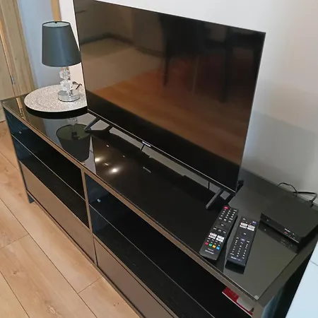 Lux Corner Park Przestronne Mieszkanie Z Klimatyzacja I Podziemnym Garazem Appartement