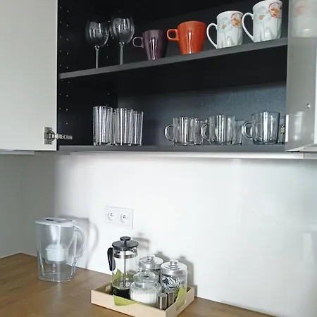 Lux Corner Park Przestronne Mieszkanie Z Klimatyzacja I Podziemnym Garazem Apartman