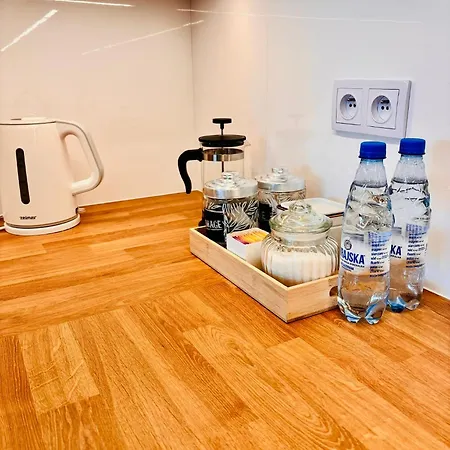 Lux Corner Park Przestronne Mieszkanie Z Klimatyzacja I Podziemnym Garazem Pruszków