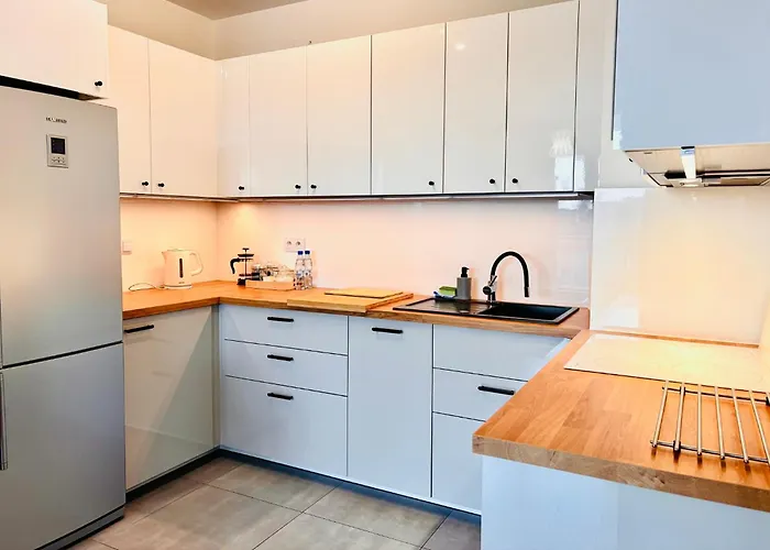 Lux Corner Park Przestronne Mieszkanie Z Klimatyzacja I Podziemnym Garazem Pruszków