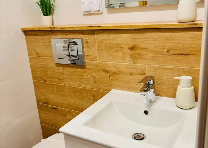 Lux Corner Park Przestronne Mieszkanie Z Klimatyzacja I Podziemnym Garazem Daire *